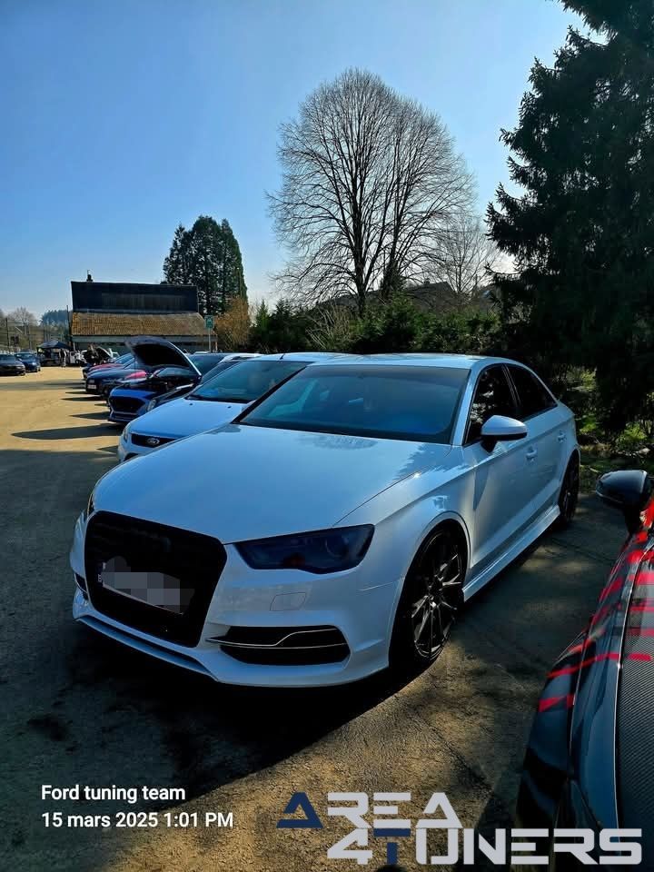 Bi Were Class
Imagen del reportaje de la revista Tuning Area4tuners.es, de la concentración de coches Tuning del año 2025 enCaney, Bélgica.