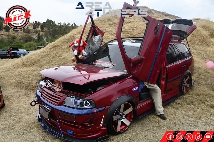 Aniversario Team Bandidos
Imagen del reportaje de la revista Tuning Area4tuners.es, de la concentración de coches Tuning del año 2025 en Chalco, México.