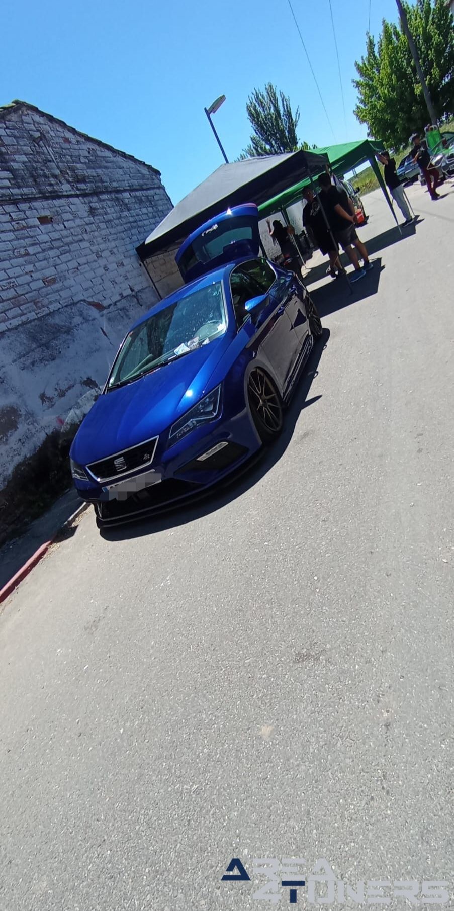 3a Concentración Cars And Bike
Imagen del reportaje de la revista Tuning Area4tuners.es, de la concentración de coches Tuning del año 2025 en Otero, Toledo, España.