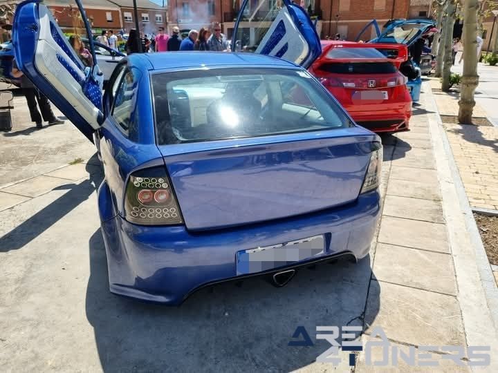 1a Concentración Tuning Cavía
Imagen del reportaje de la revista Tuning Area4tuners.es, de la concentración de coches Tuning del año 2025 en Cavía, Burgos, España.