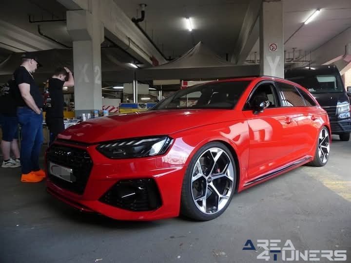 HOW Heaven On Wheels 2k25
Imagen del reportaje de la revista Tuning Area4tuners.es, de la concentración de coches Tuning del año 2025 en Anderlecht, Bélgica.