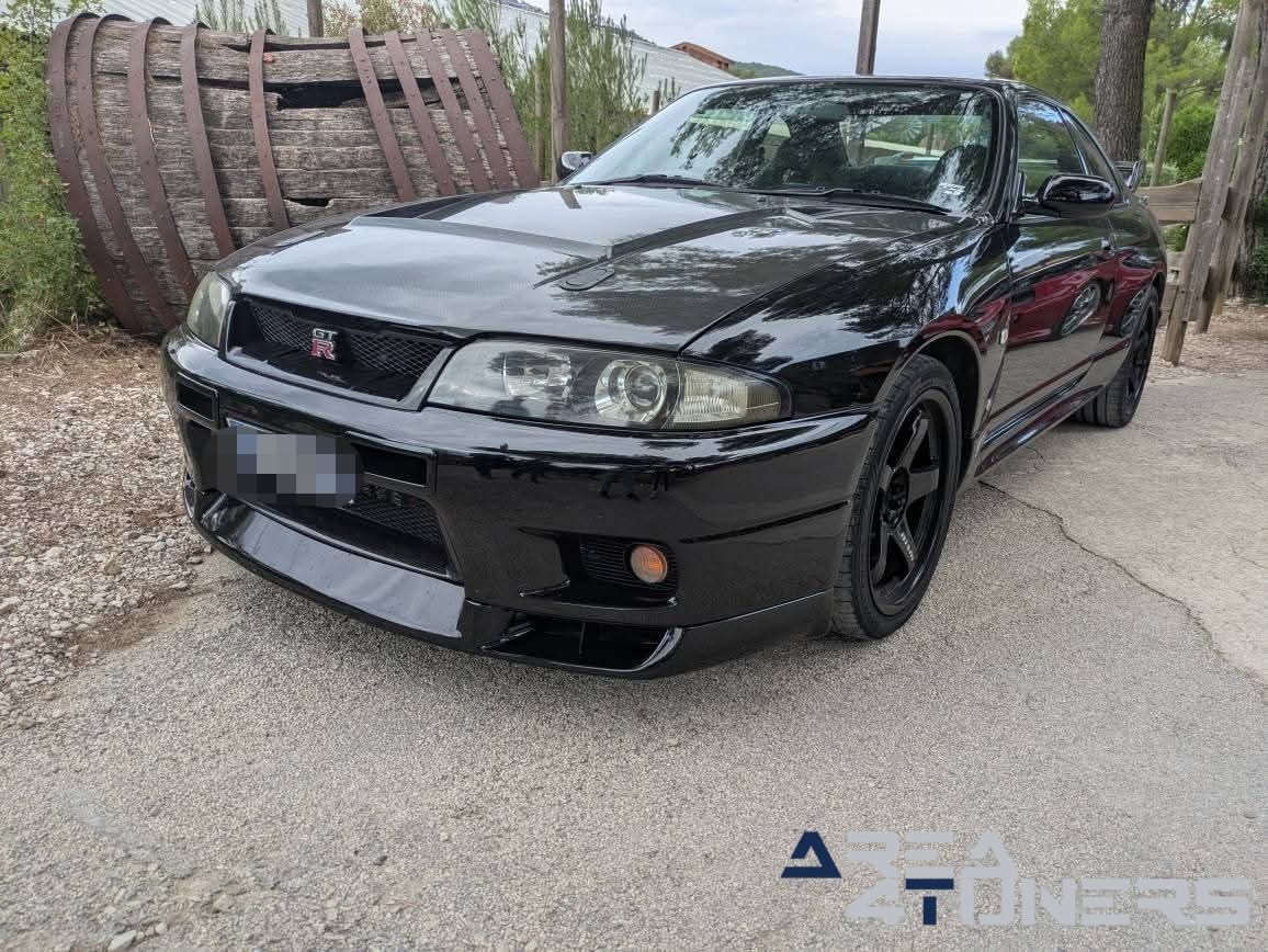 OK Corral Customs Cars 2025
Imagen del reportaje de la revista Tuning Area4tuners.es, de la concentración de coches Tuning del año 2025 en Cuges Les pins, Francia.