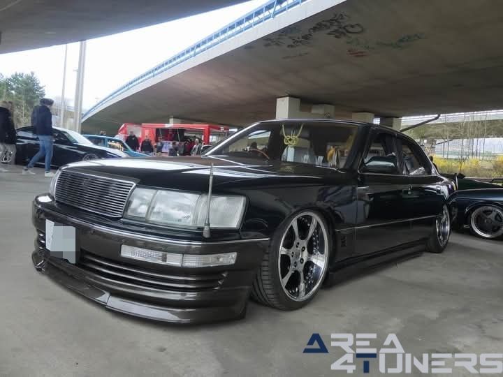 HOW Heaven On Wheels 2k25
Imagen del reportaje de la revista Tuning Area4tuners.es, de la concentración de coches Tuning del año 2025 en Anderlecht, Bélgica.