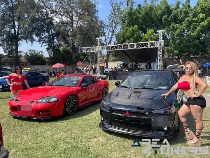 1er Car Show Red Line
Imagen del reportaje de la revista Tuning Area4tuners.es, de la concentración de coches Tuning del año 2025 en El Chico Veracruz, México.