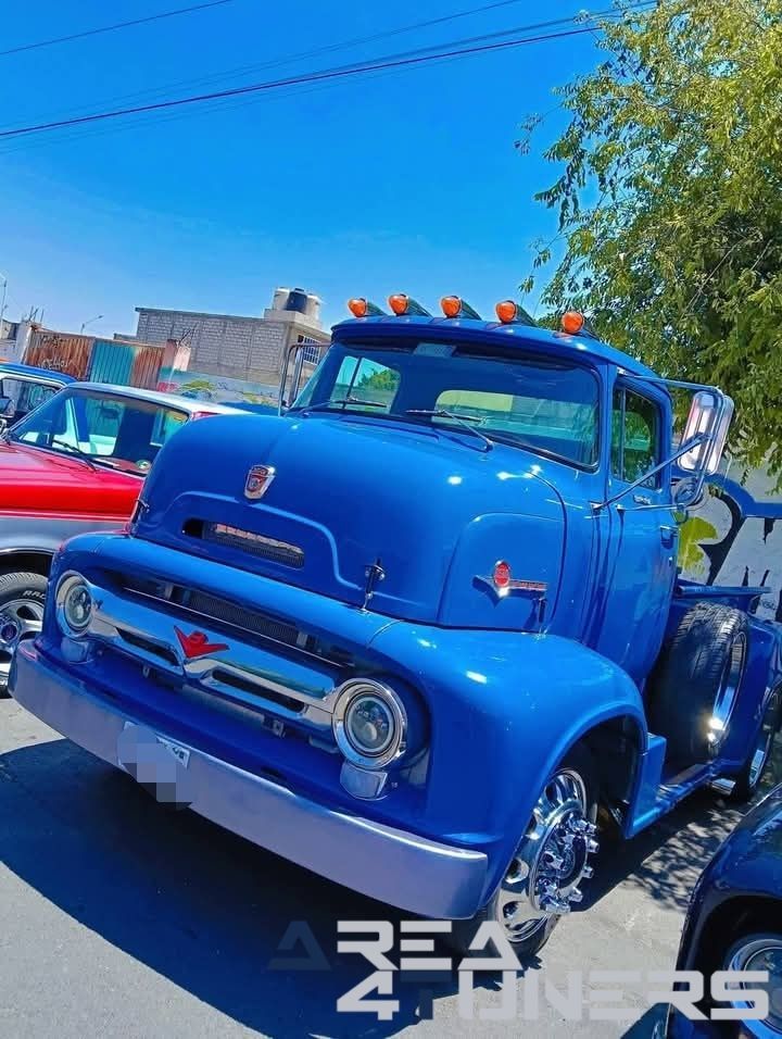 4a Exhibición Anual De Autos Carcachondos
Imagen del reportaje de la revista Tuning Area4tuners.es, de la concentración de coches Tuning del año 2025 en Tlahuac, México.