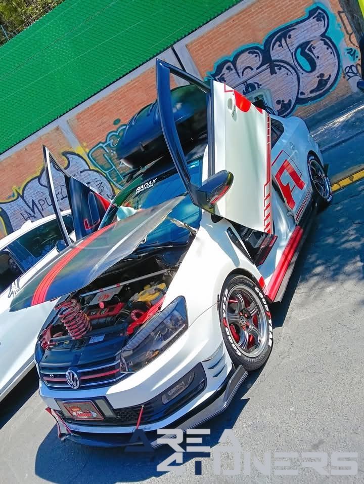 4a Exhibición Anual De Autos Carcachondos
Imagen del reportaje de la revista Tuning Area4tuners.es, de la concentración de coches Tuning del año 2025 en Tlahuac, México.