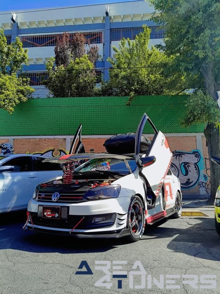 4a Exhibición Anual De Autos Carcachondos
Imagen del reportaje de la revista Tuning Area4tuners.es, de la concentración de coches Tuning del año 2025 en Tlahuac, México.