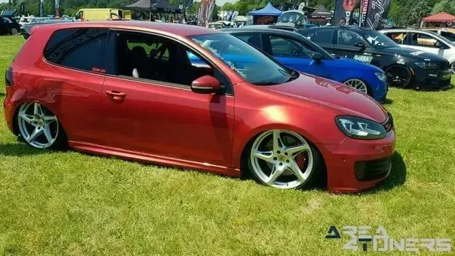 Conce prueba
Imagen del reportaje de la revista Tuning Area4tuners.es, de la concentración de coches Tuning del año 2024 en