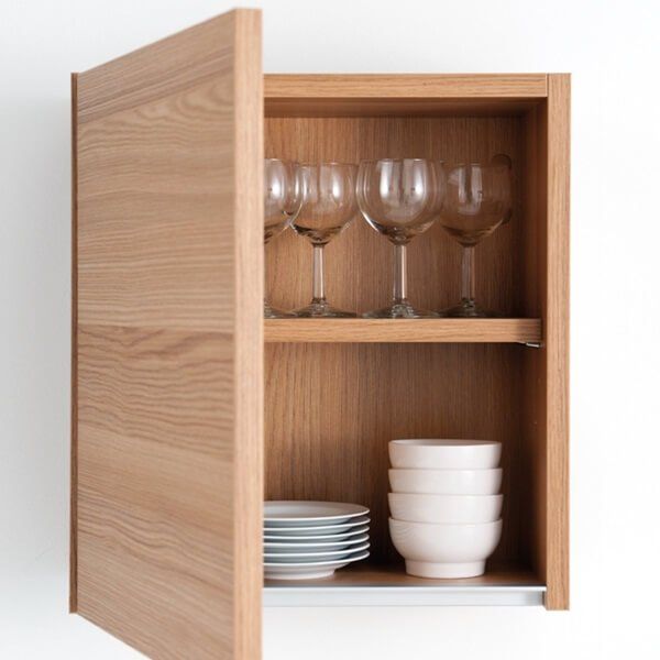 casco interior de cocina en madera roble