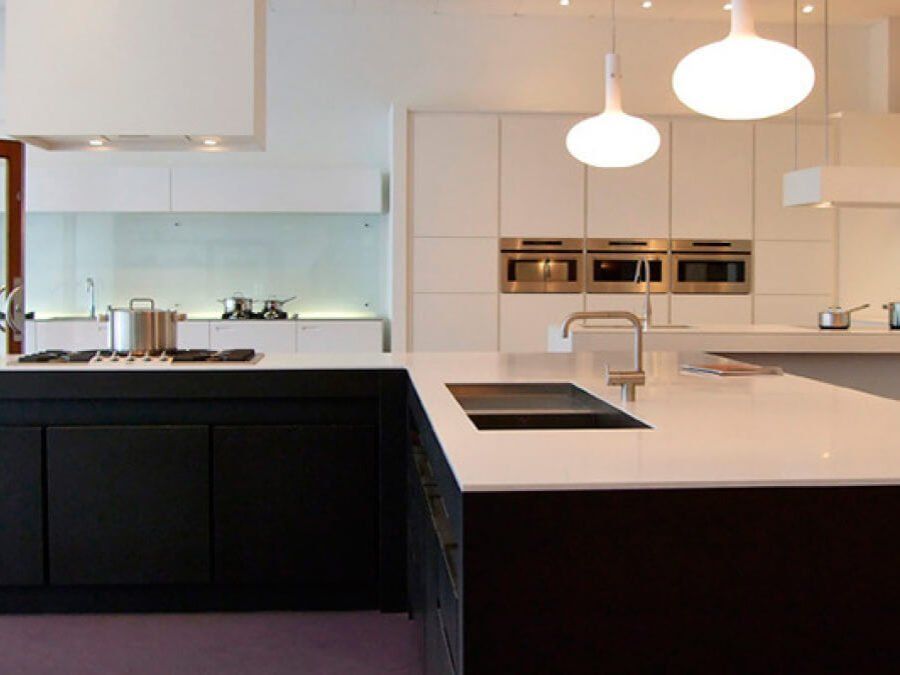 cocina madera peninsula en madrid