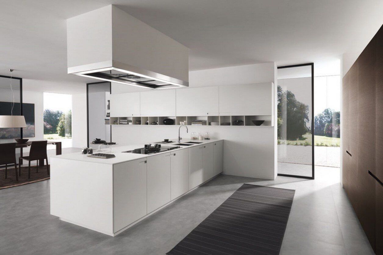 cocina minimalista con campana de diseño