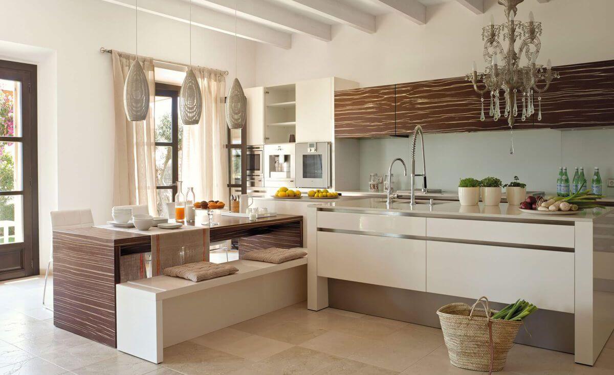 cocinas con peninsula de diseño en blanco y madera