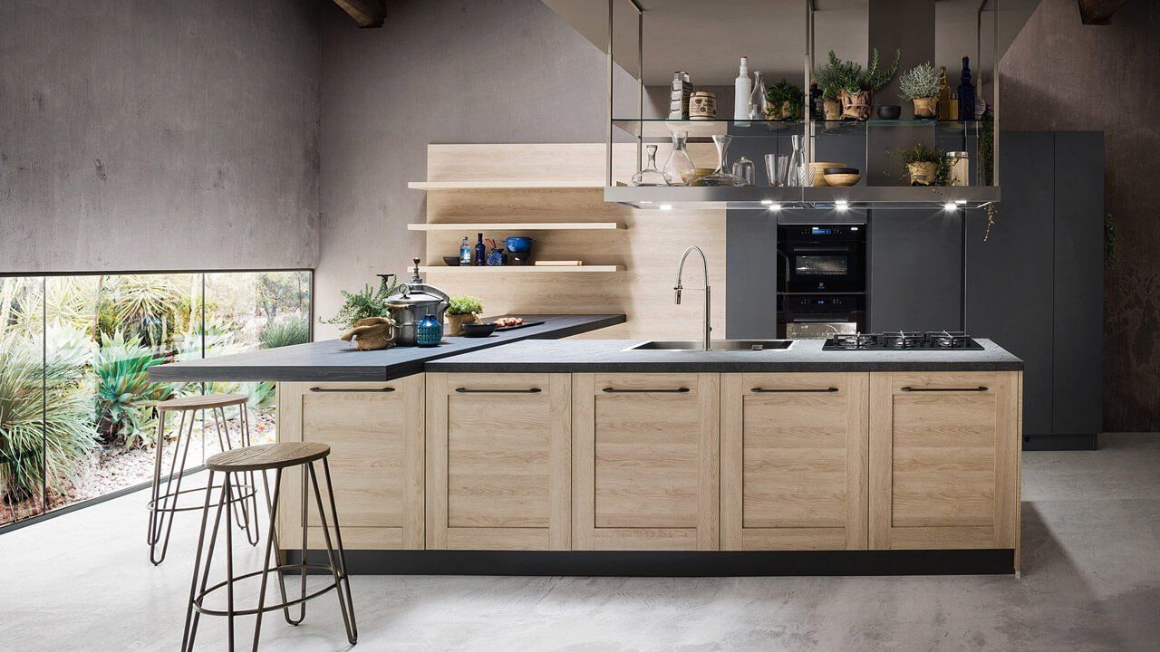 cocina y muebles de cocina en madera blanca