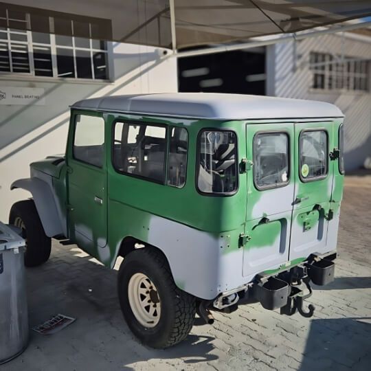 Toyota Land Cruiser FJ40 Reborn