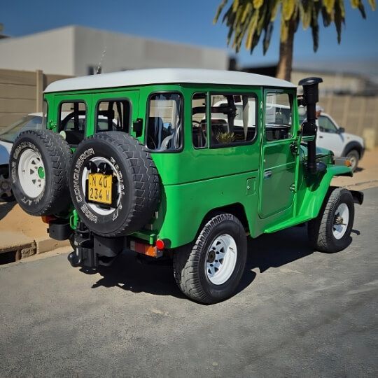 Toyota Land Cruiser FJ40 Reborn