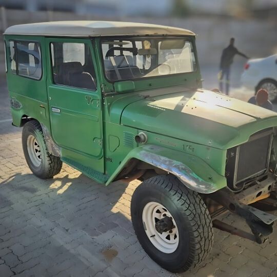 Toyota Land Cruiser FJ40 Reborn