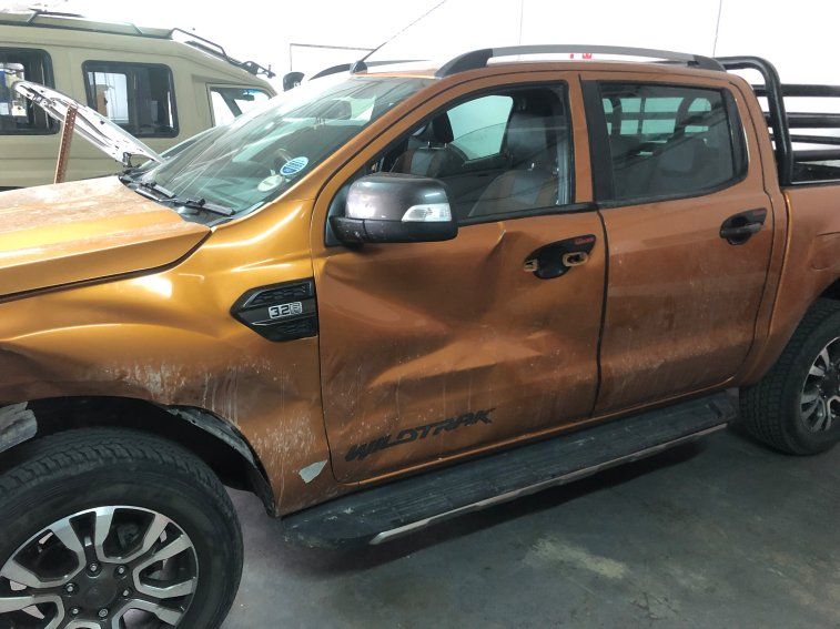 Accident Ford Ranger before repair