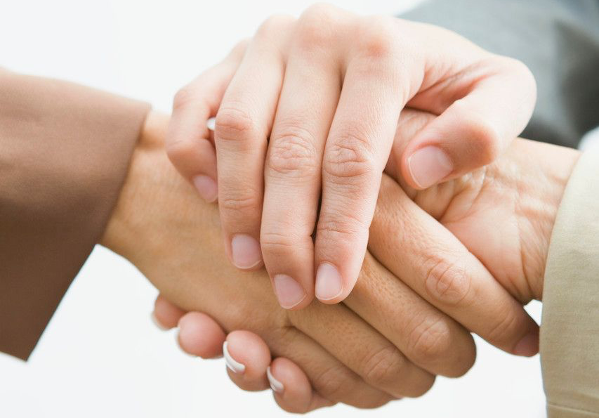 Le médiateur est humain