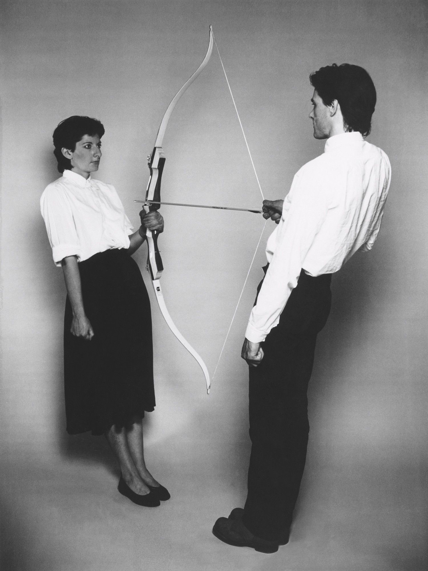 Ulay / Marina Abramovic, Rest Energy, 1980.Courtesy of the Marina Abramovic Archives / 2024, Pro Litteris Zürich Ulay / Marina Abramovic, Rest Energy, 1980.Courtesy of the Marina Abramovic Archives / 2024, Pro Litteris Zürich