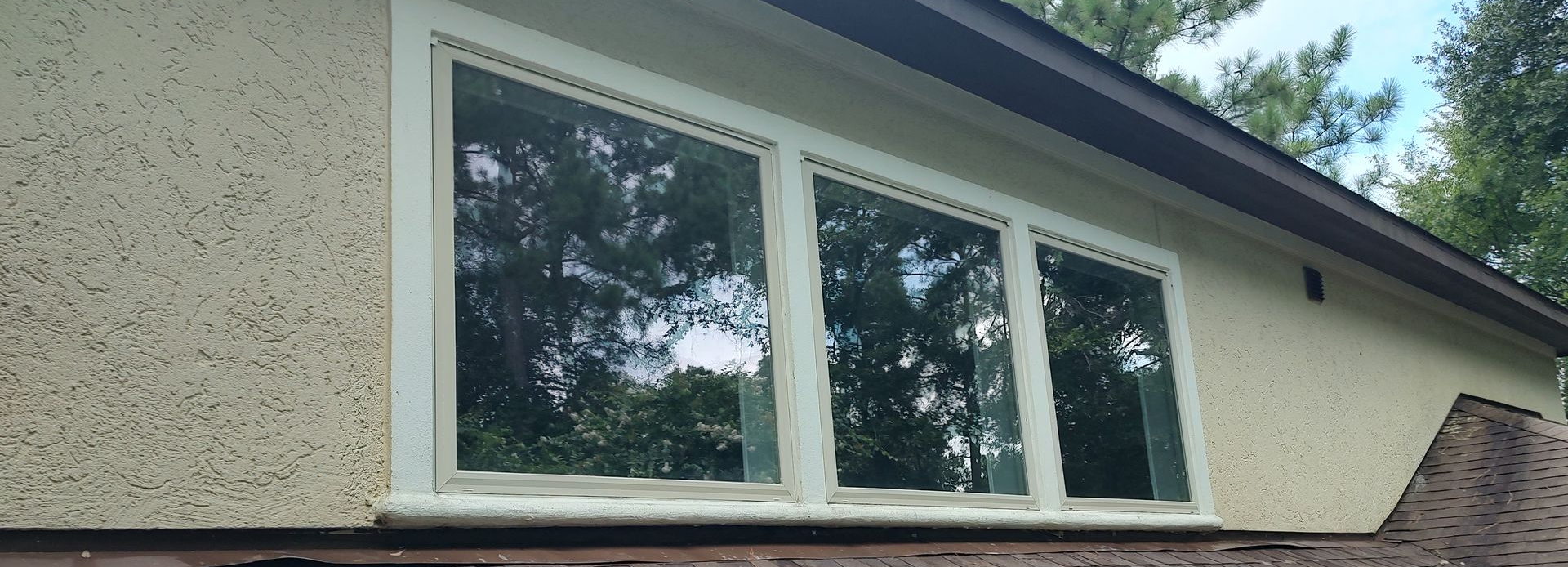 the best results for cleaning stucco and windows