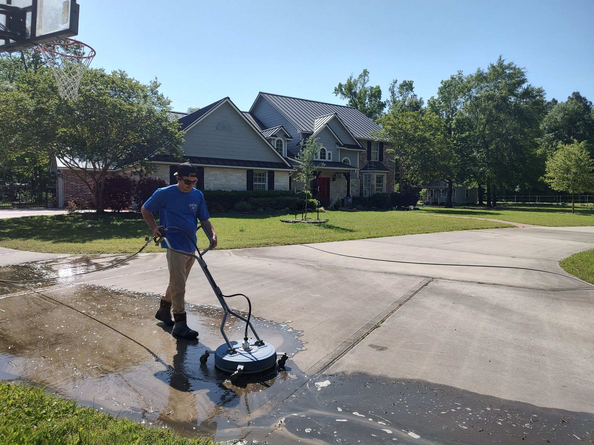 Pressure Washing in Montgomery Texas