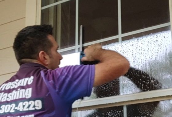 Window Cleaner Near The Woodlands Texas