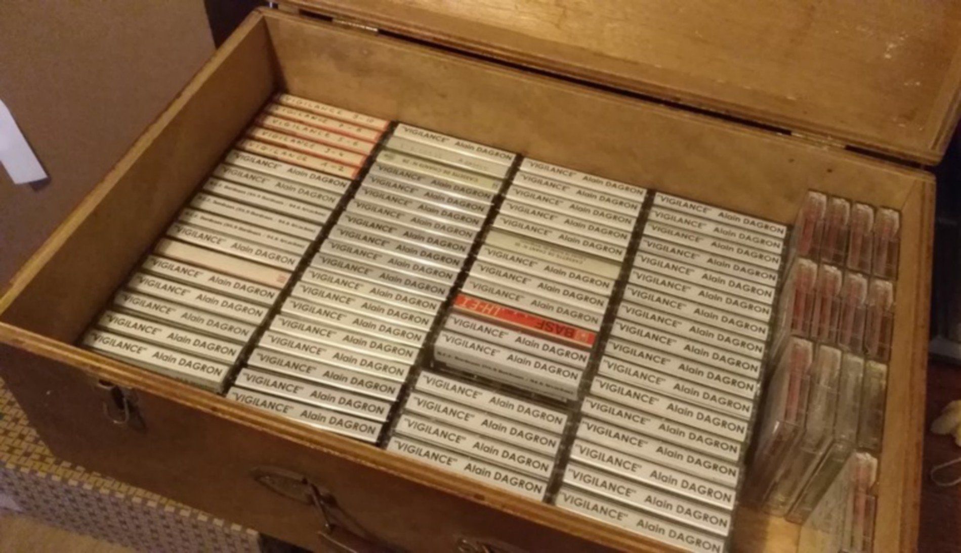 Archives sur cassettes audios de l'émission Vigilance