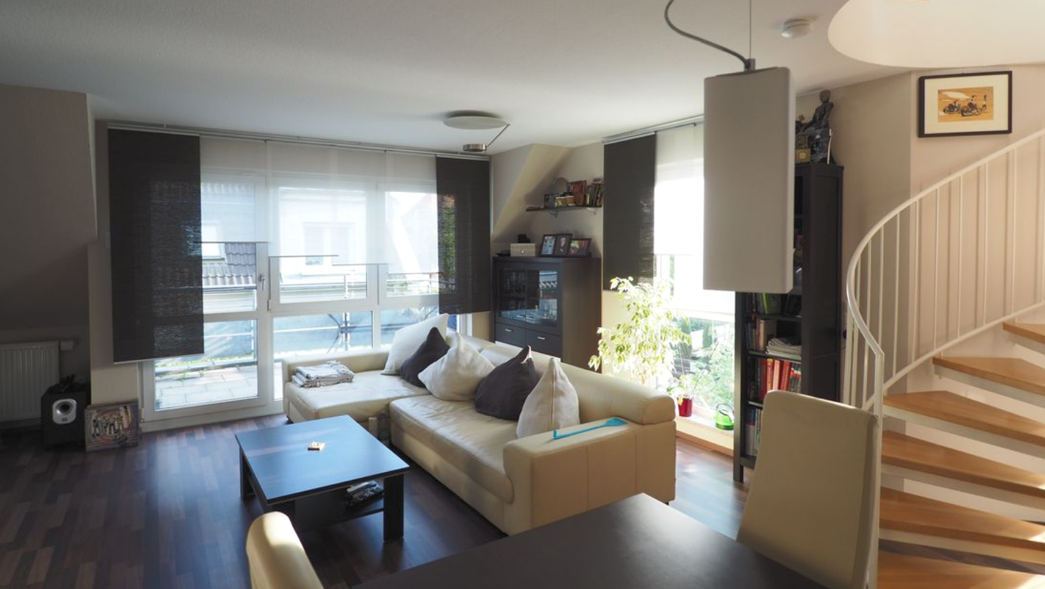 Immobilienfotografie Weitwinkelaufnahme Wohnzimmer Immobilienfotografie Weitwinkelaufnahme Wohnzimmer