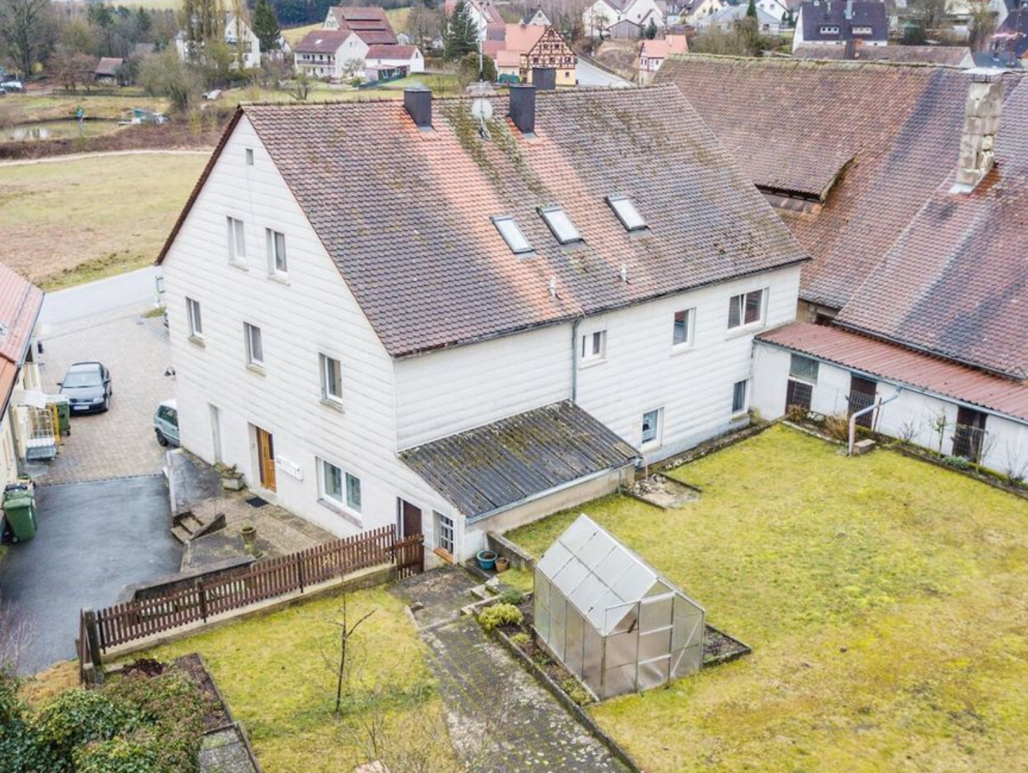 Immobilienfotografie Drohnenaufnahme Bauernhof Immobilienfotografie Drohnenaufnahme Bauernhof