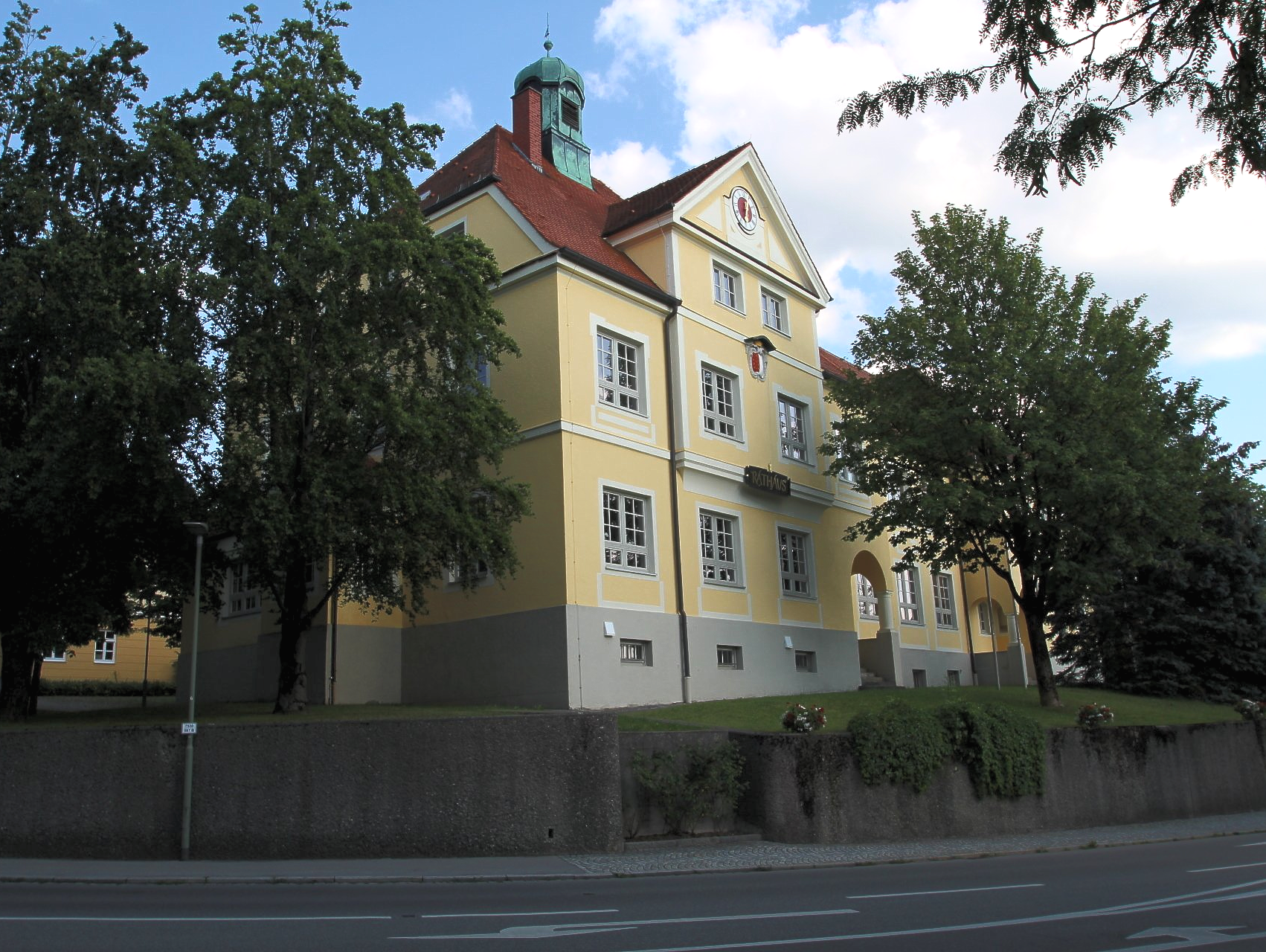 Immobilienmakler Weisenbach Immobilien