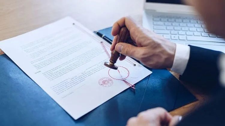 Weisenbach Immobilien - Türkheim - Notartermin