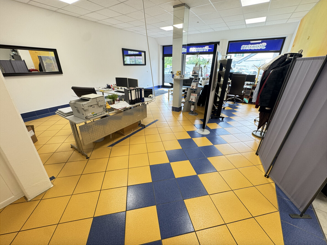 Gewerbe zum Verkauf im Zentrum von Türkheim