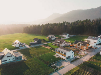 Gewerbeimmobilien Zielgruppe Grundstück verkaufen mit Makler