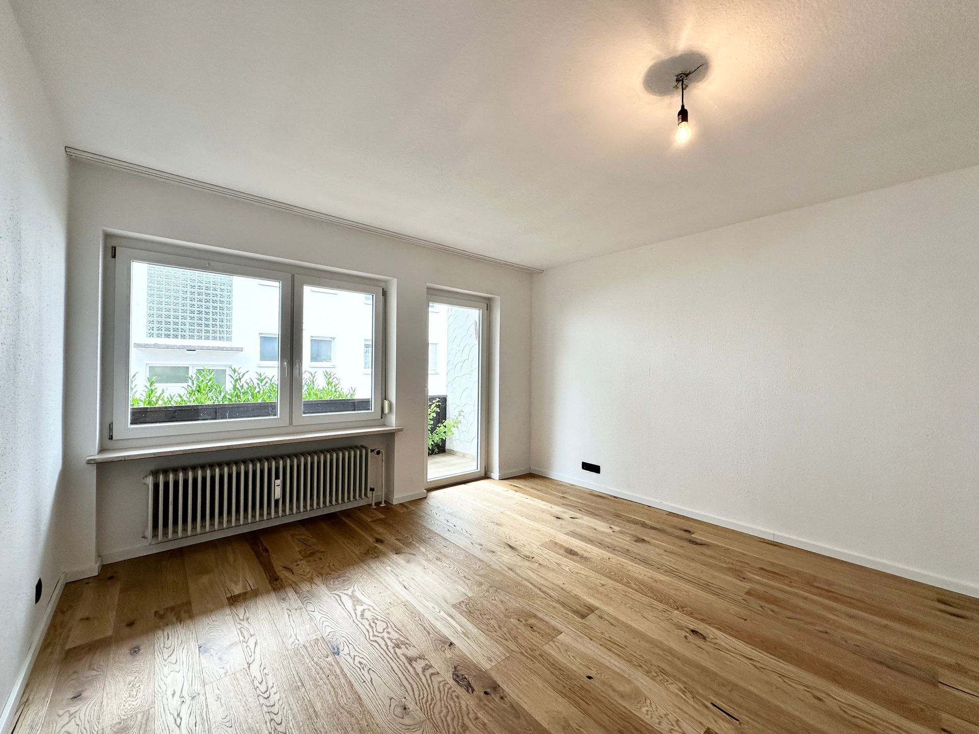 Mietwohnung Bad Wörishofen Wohnzimmer und Balkon