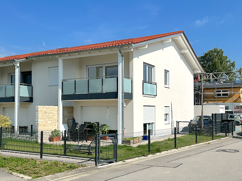Neubau Eigentumswohnung  Türkheim - Außenansicht Balkon Neubau Eigentumswohnung Türkheim - Außenansicht Balkon