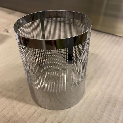 Chemical milled stainless steel filter