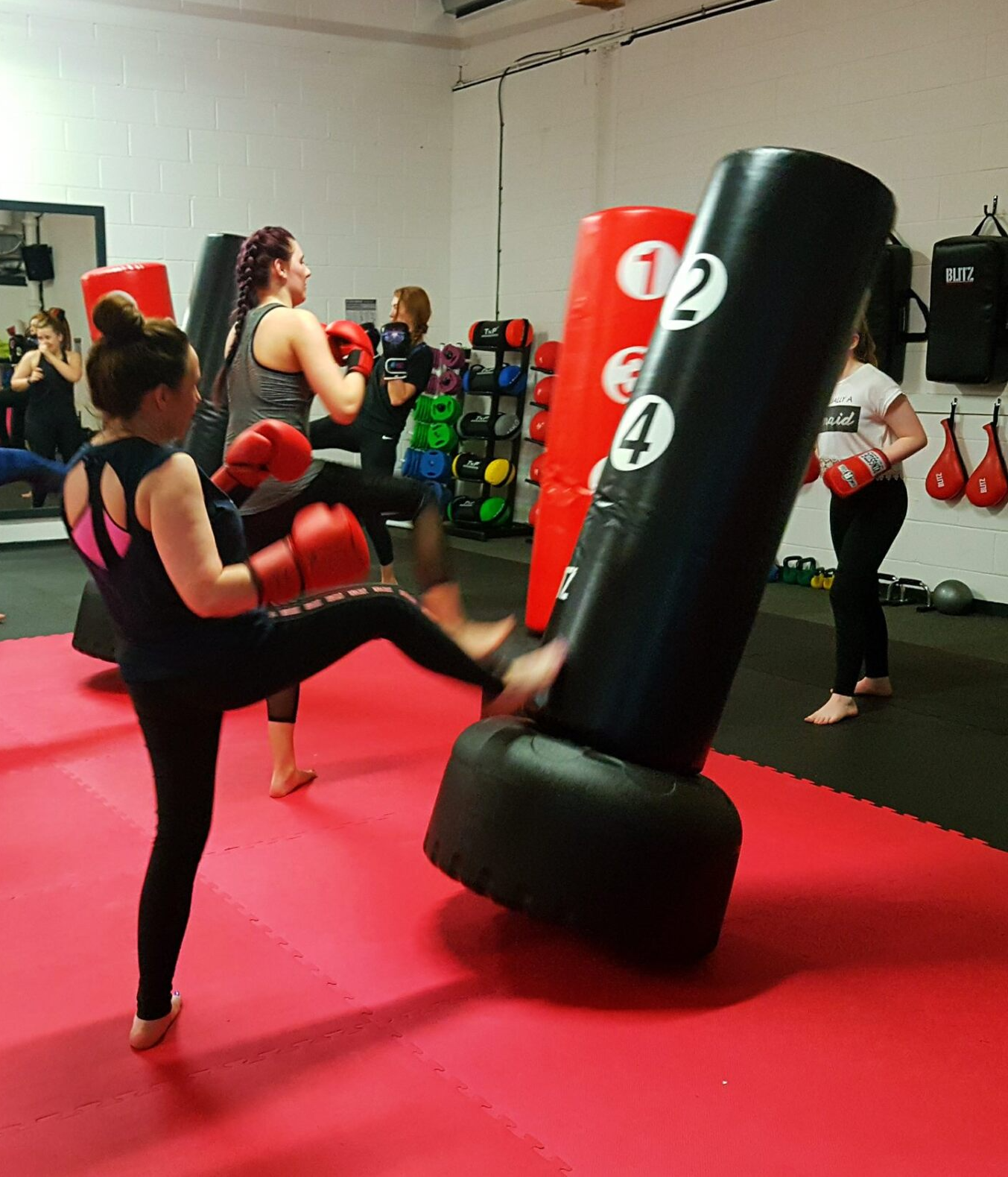 Ladies cardio kickboxing