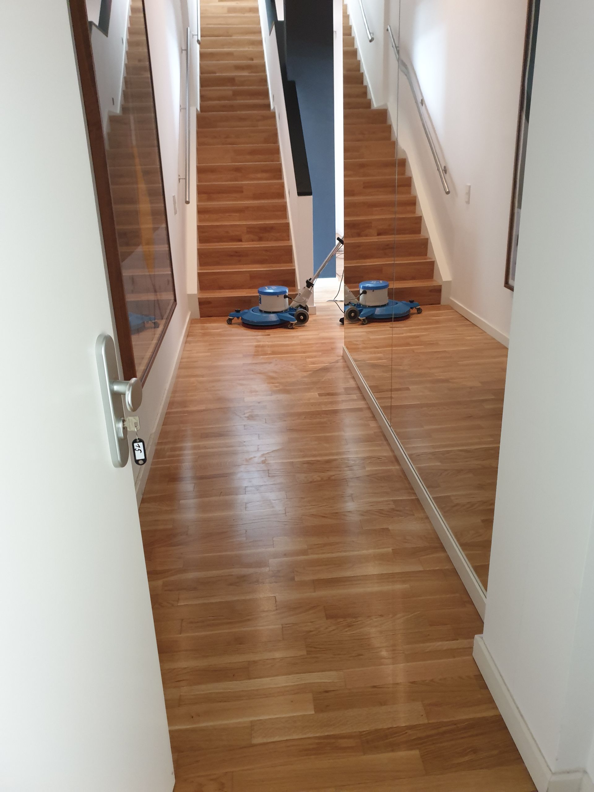 Gebäudeservice Cakmak Meisterbetrieb Holzbodenpflege Berlin Parkettpflege Plieren Aufarbeiten Service Cakmak