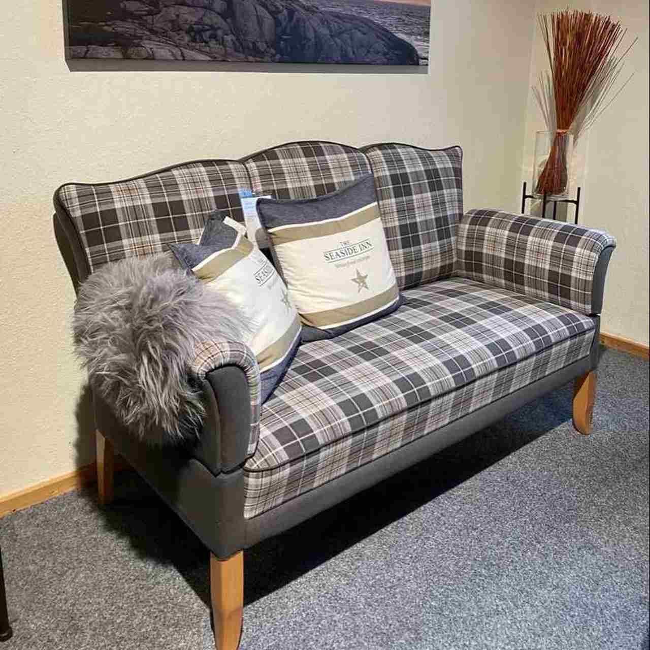 Kuechensofa Baltrum grau kariert das friesen sofa von moebel coldewey