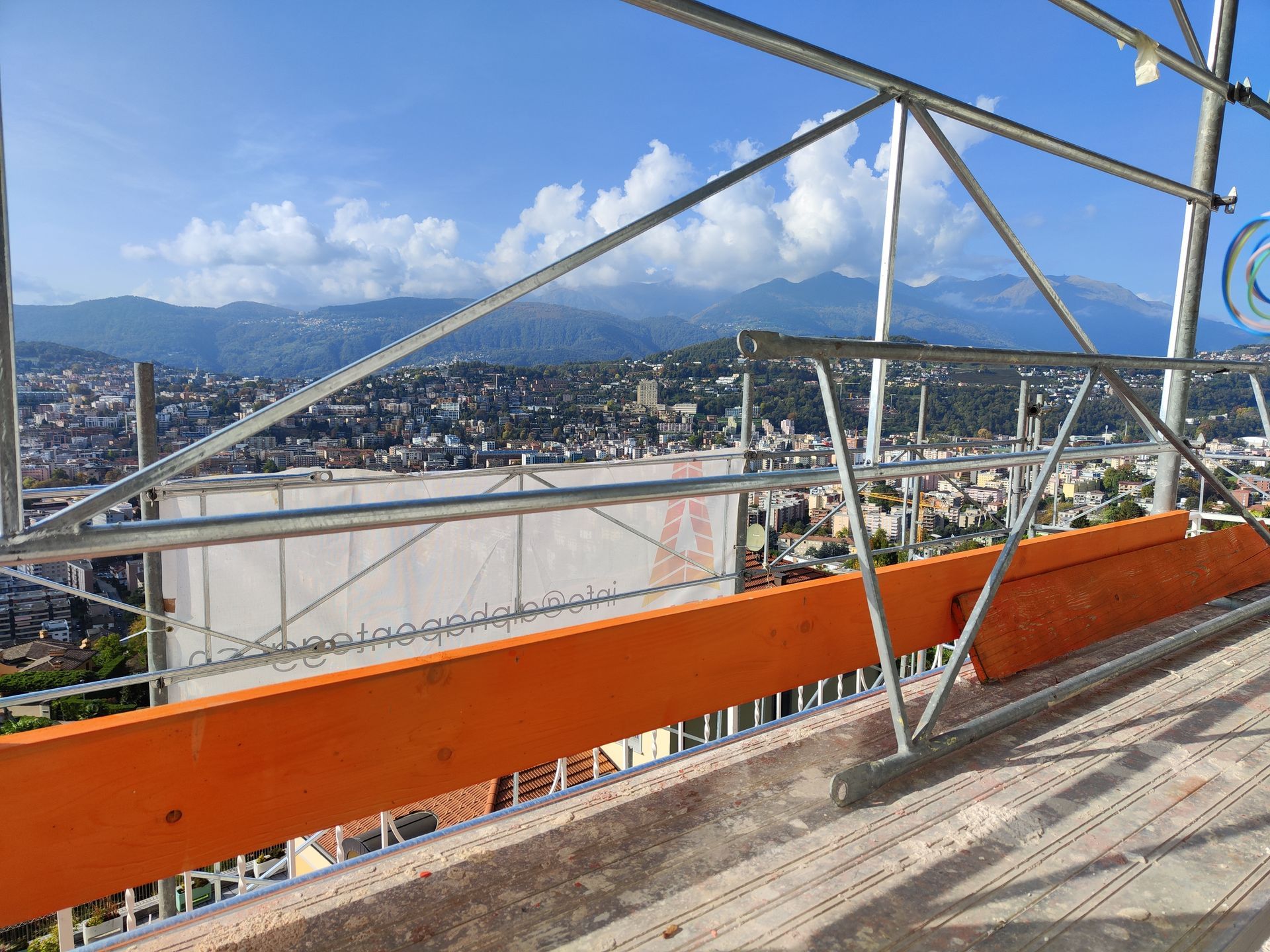 Besonderes Projekt: Französische Fischgrätverlegung in Tessin, Schweiz.