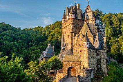 Burg Eltz, 60 km