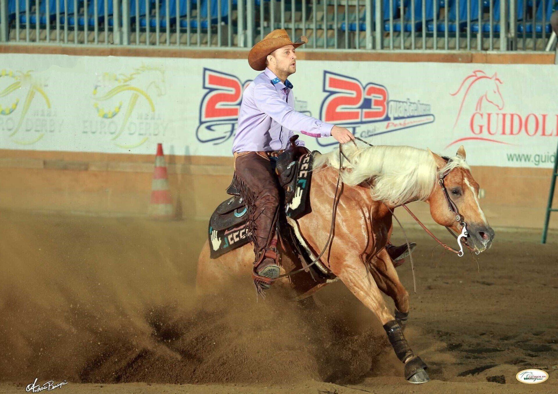 Sharp Dressed Shiner & Grischa Ludwig