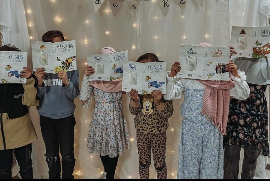 Kinder bei einer Veranstlaltung des Vereins Hilal Kultur- und Bildungszentrum e.V.