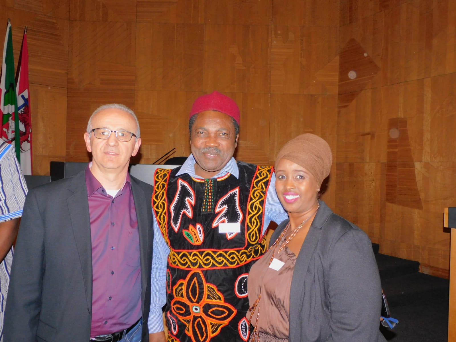 Erol Celik (Vorstandsvorsitzender Elternnetzwerk NRW), Justin Fonkeu (Vorstand Elternnetzwerk und AFro-Mülheimers e.V.)