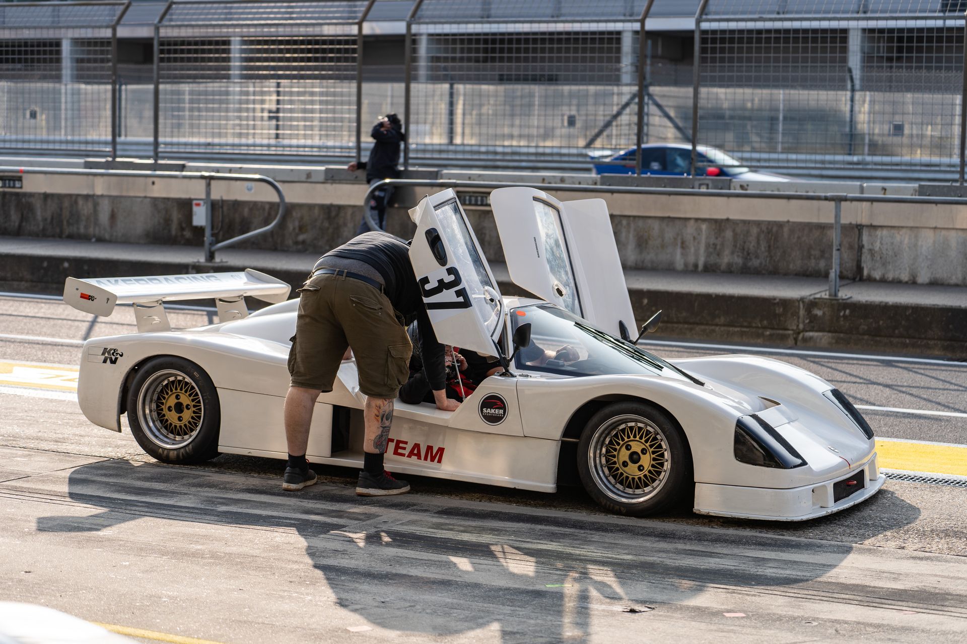 Saker Rennwagen Trackday