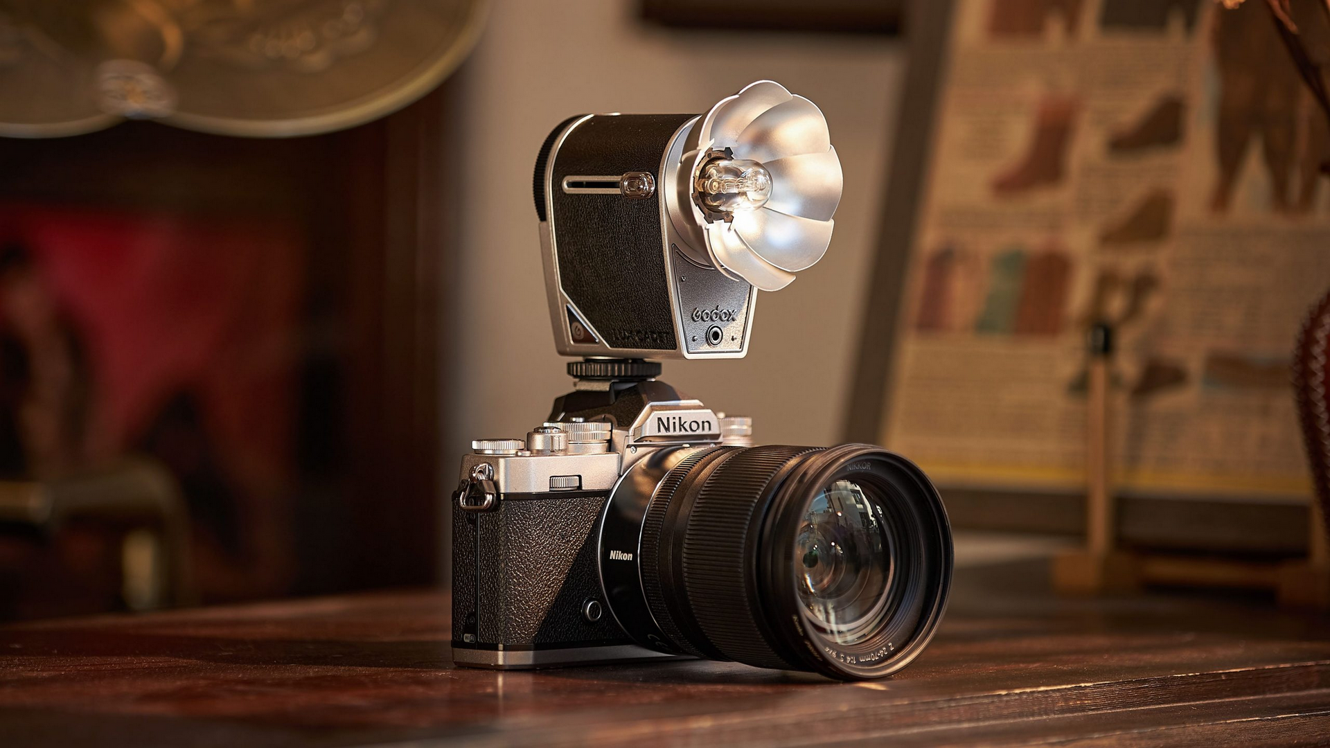 La fotografía vintage vuelve con fuerza, buscando nostalgia y autenticidad. El Godox Lux Cadet combi