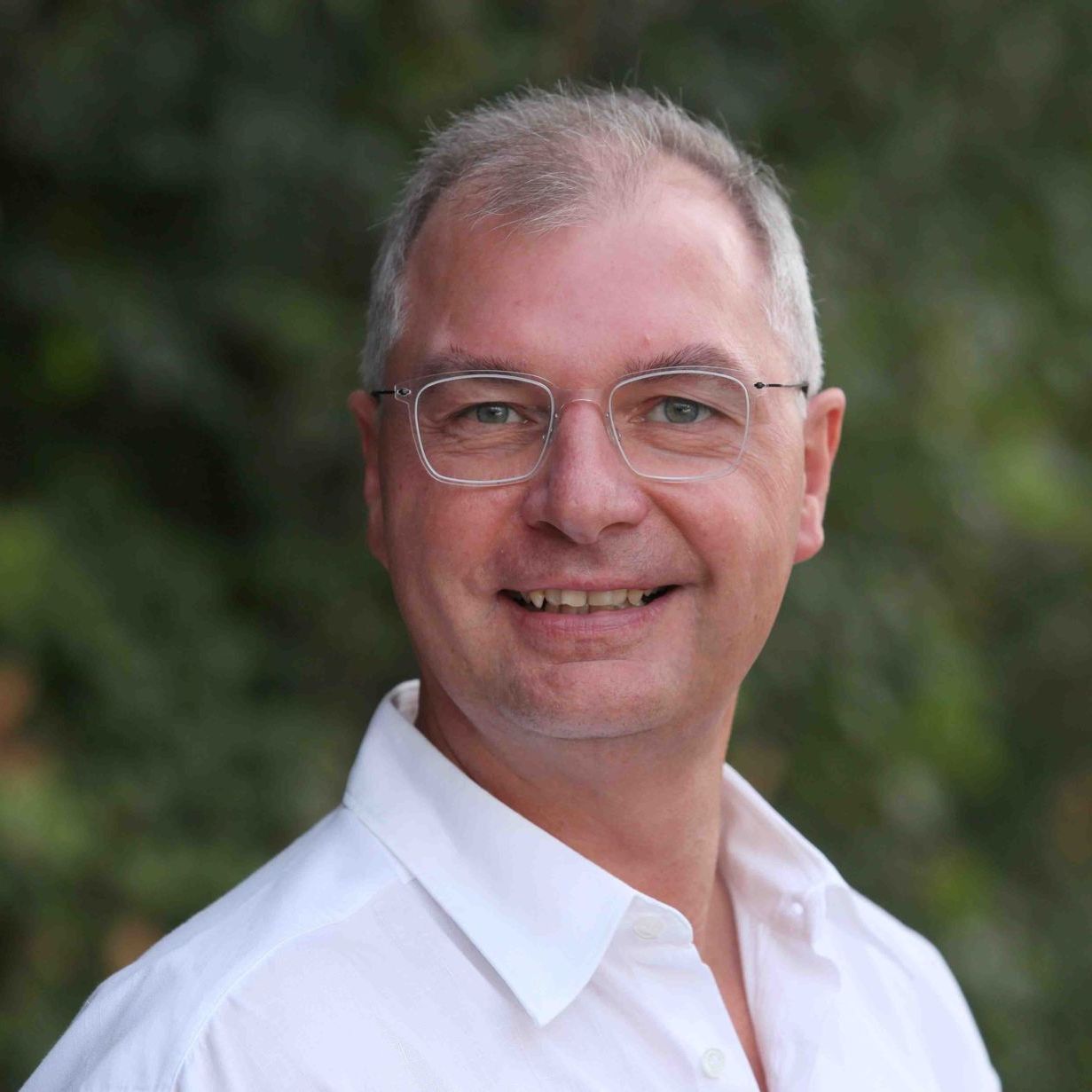 Dr. Steffen Schramm Dr. Steffen Schramm