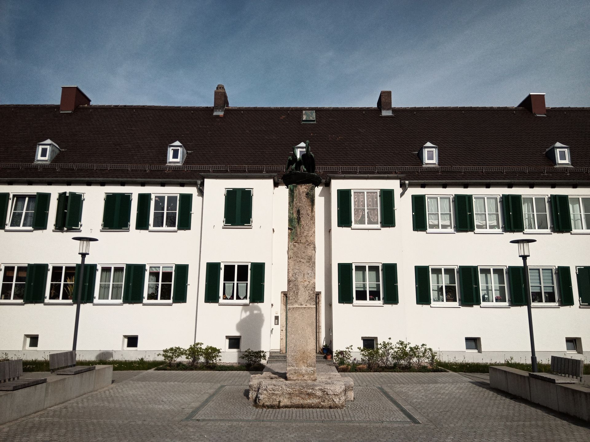 Traditionsreiches Wohnen in Augsburg Haunstetten. Immobilienmakler Augsburg: Bewertung.Beratung.Verkauf.Vermietung