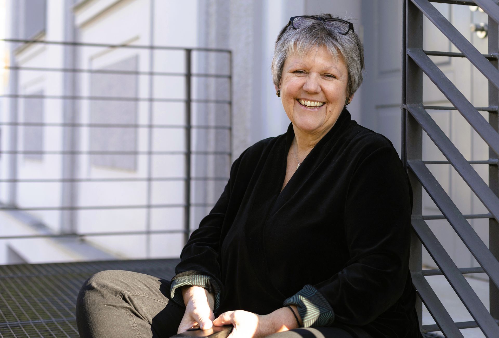 Marion Sens, Immobilienmaklerin in Augsburg, freut sich auf Ihre Kontaktaufnahme.