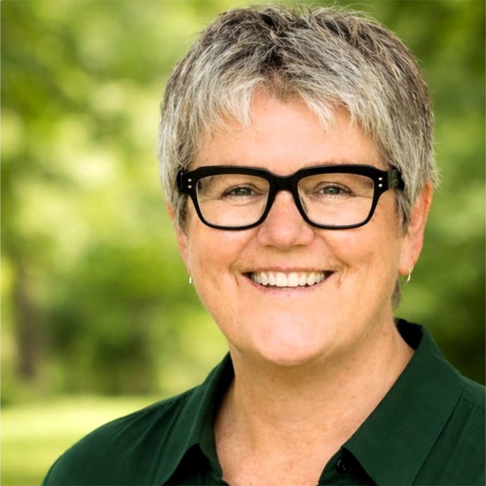 Marion Sens, Immobilienmaklerin in Augsburg, freut sich auf Ihre Kontaktaufnahme.